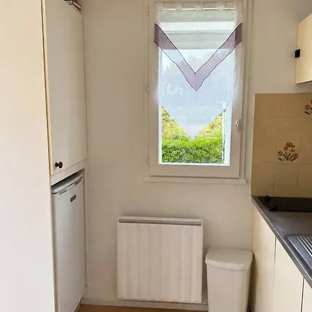 Avec Terrasse Et Petite Vue à
