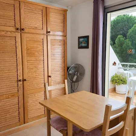Apartmán Avec Terrasse Et Petite Vue A *
